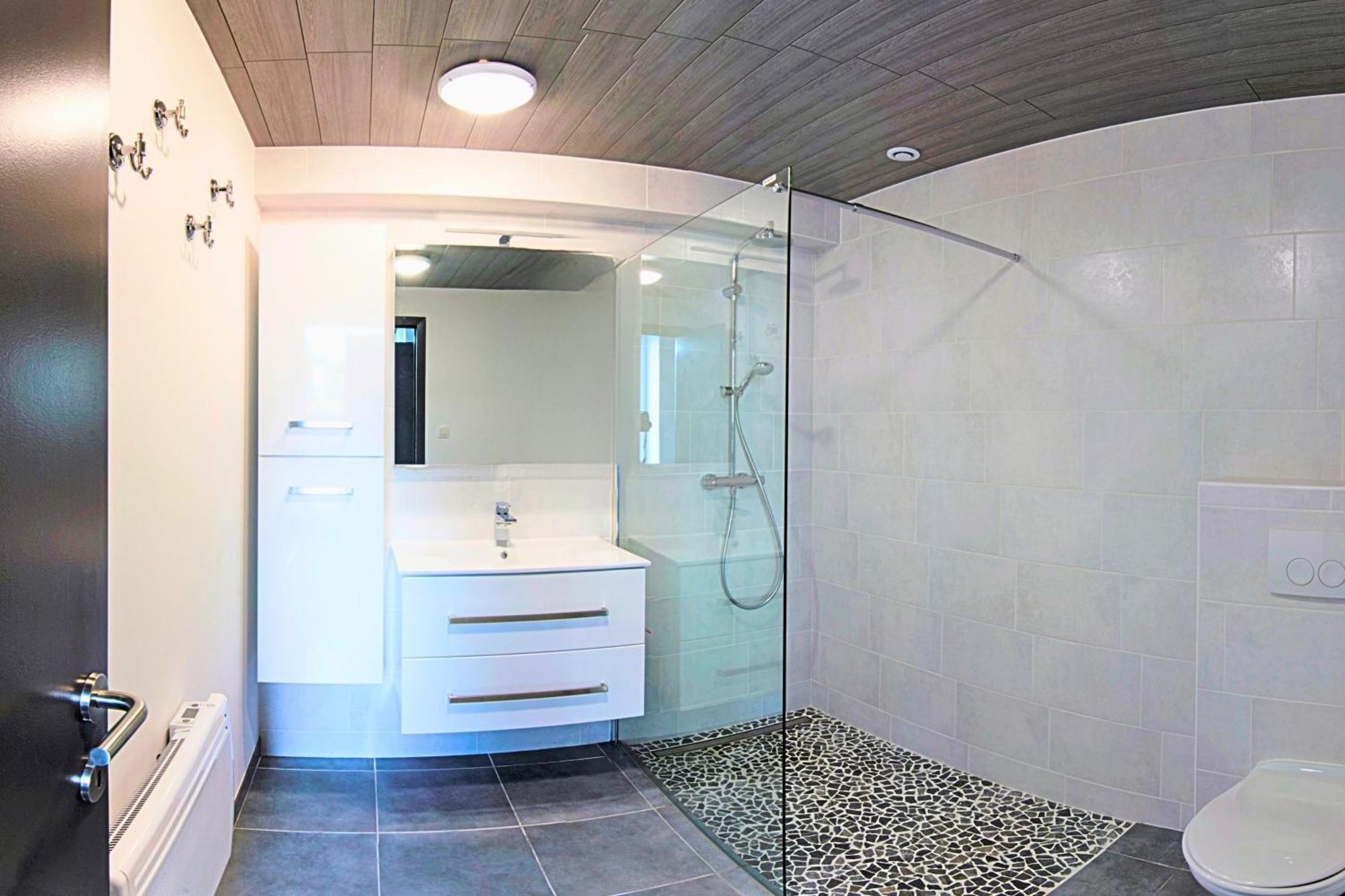 Au Chant Des Roches - Parking - Wifi - Terrasse - Chambres Familiales - Cerfontaine Ngoại thất bức ảnh