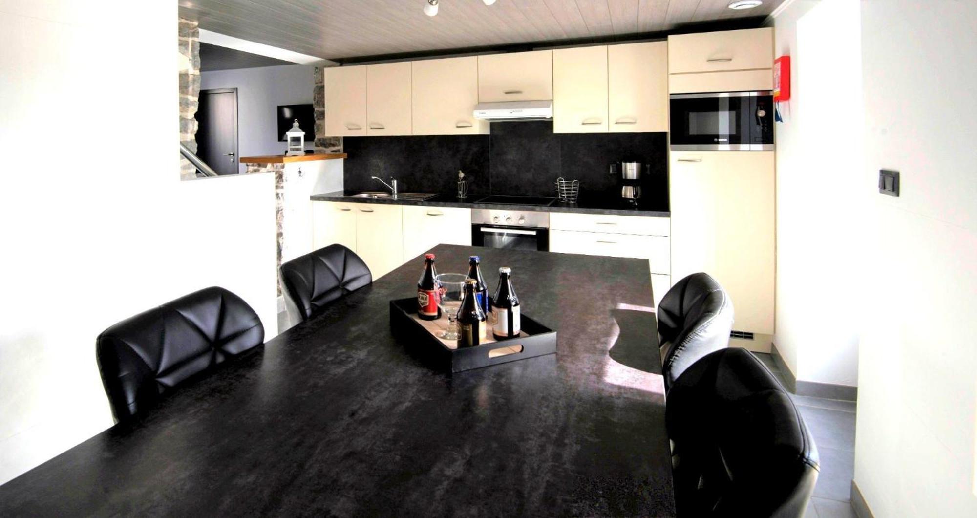 Au Chant Des Roches - Parking - Wifi - Terrasse - Chambres Familiales - Cerfontaine Ngoại thất bức ảnh