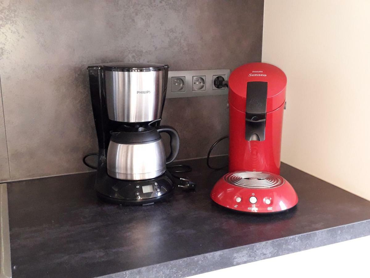 Au Chant Des Roches - Parking - Wifi - Terrasse - Chambres Familiales - Cerfontaine Ngoại thất bức ảnh
